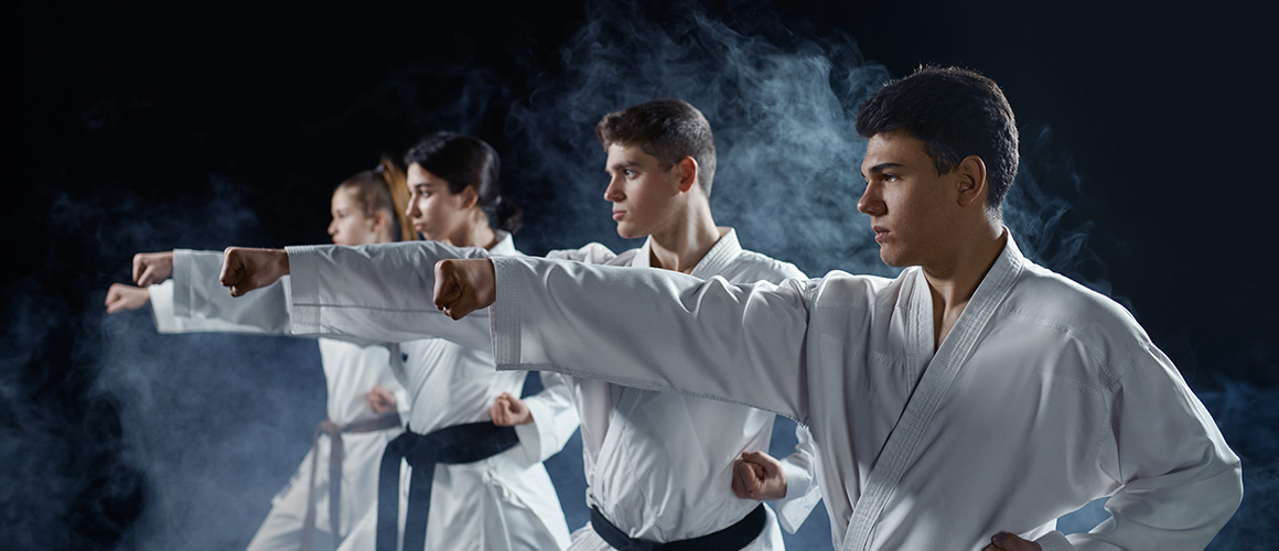 How to Trade Three Line Strike Candlestick Pattern