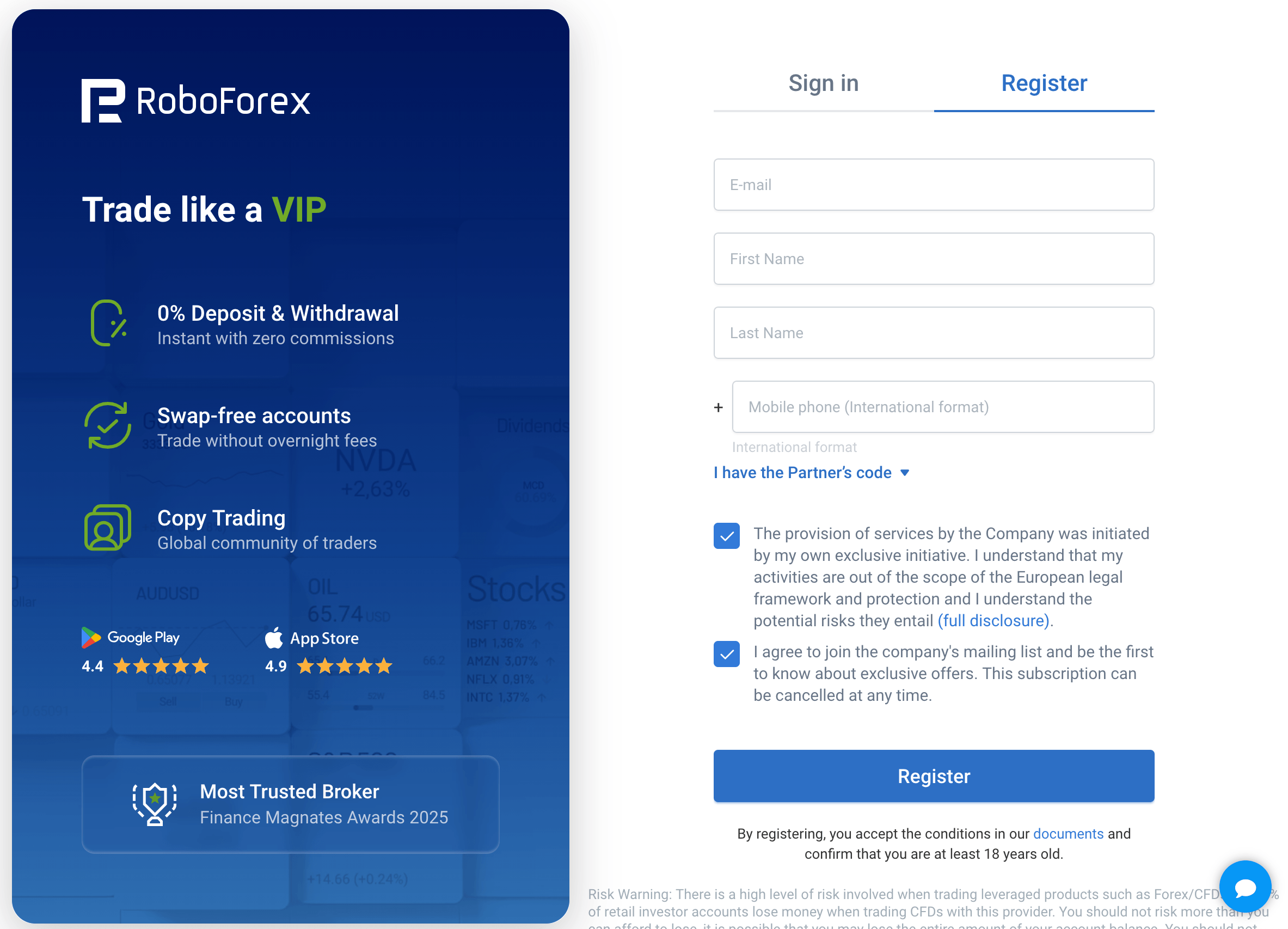 RoboForex registration form with email, name and phone fields