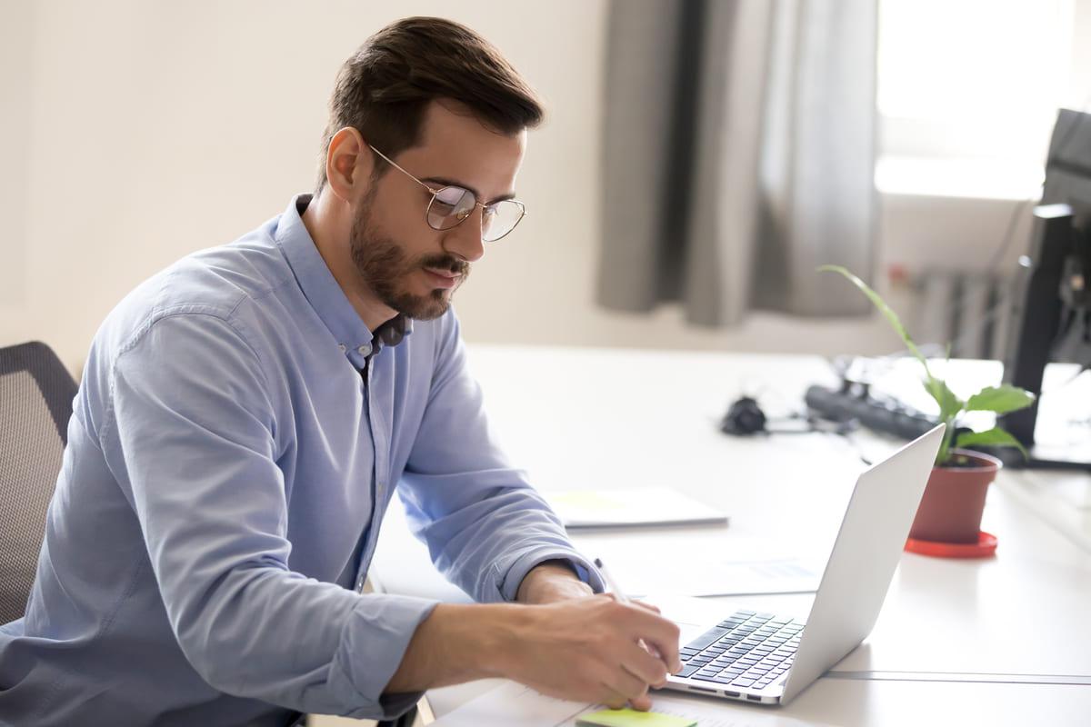 Comience por su educación de trading