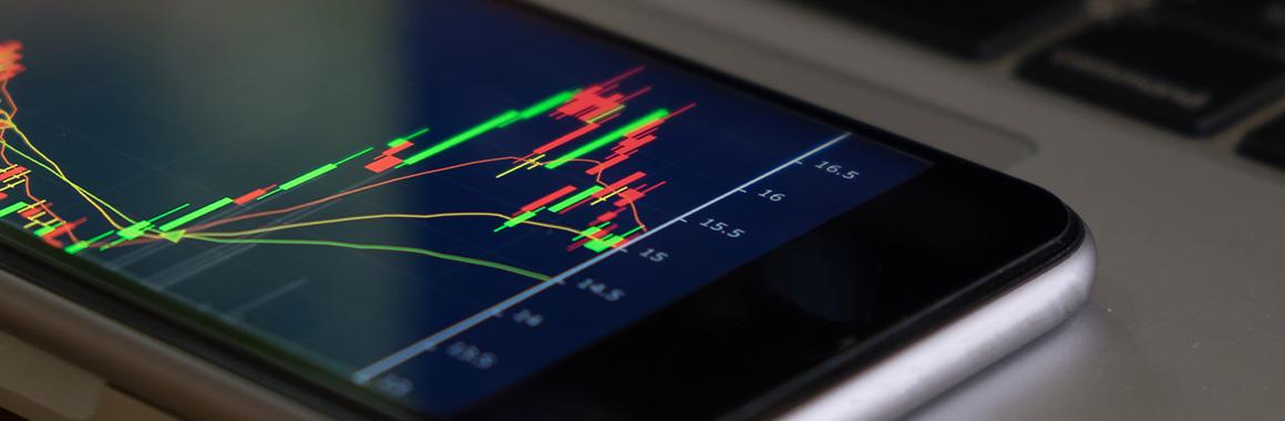 Negociar con la estrategia EMA + RSI + Parabolic