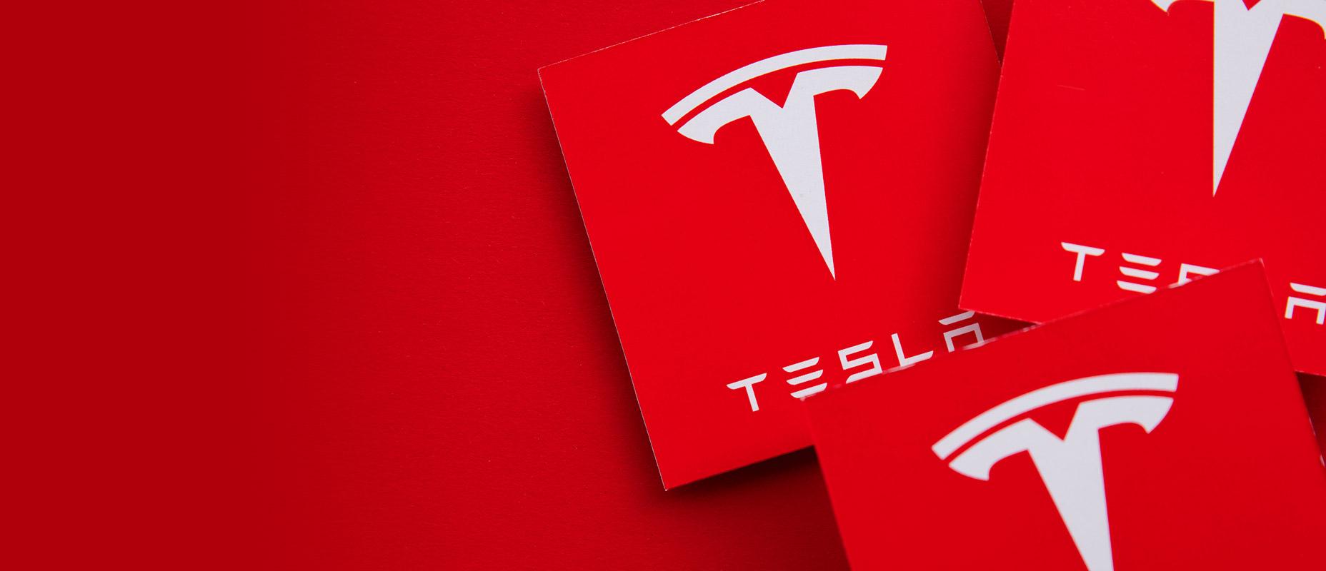 Analizando las inversiones de Elon Musk en Tesla