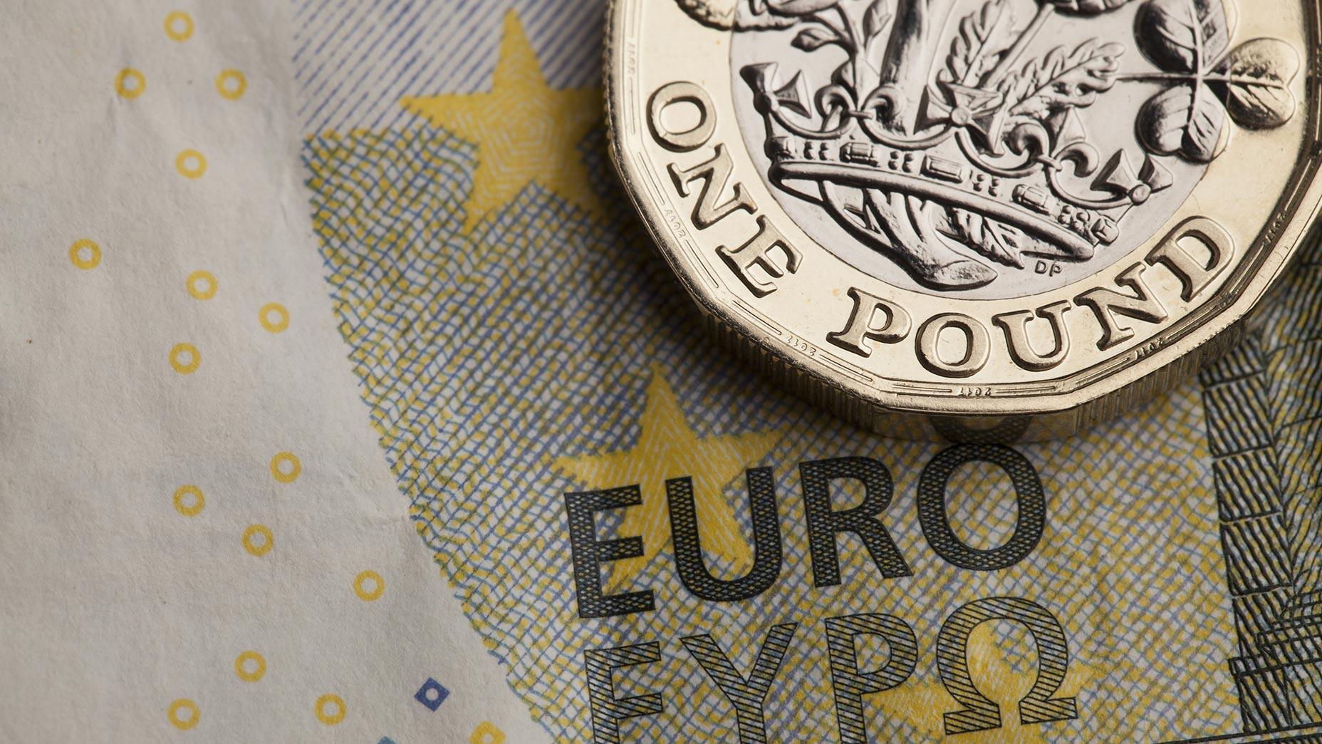 Pronóstico EUR/GBP 2024: análisis y predicciones de los expertos